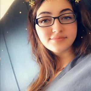 Meet your Posher, Yesim